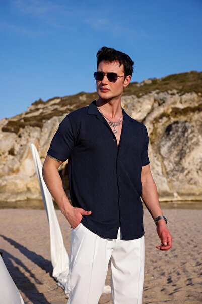 Pobudo Erkek Lacivert Renk Burgu Desen Kısa Kol Gömlek