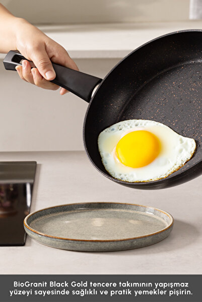 Karaca Biogranit Blackgold 12 Parça Tencere ve Tava Seti