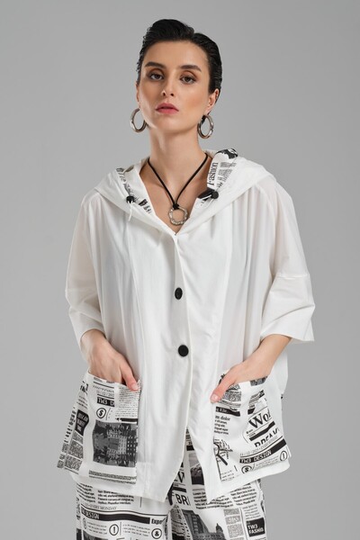 tw3 Γυναικείο μπουφάν με κουκούλα με λεπτομέρεια εκτύπωσης εφημερίδων, άνετο και άνετο