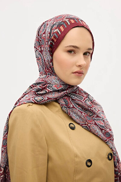 LYDIA SCARF شال بنمط عرقي - عنابي