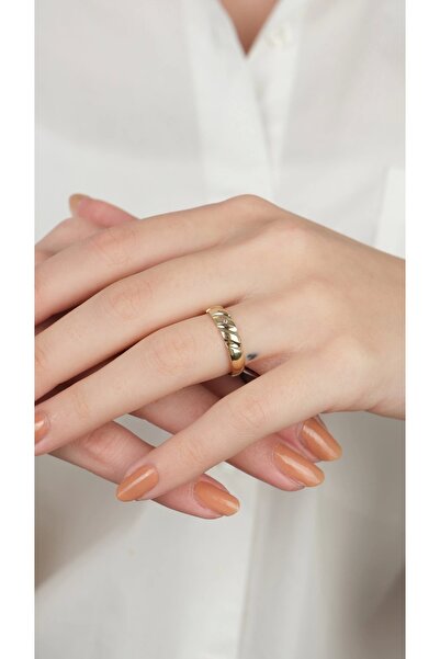 Arpaş 14 Ayar Altın Sade Çizgili Ortası Taşlı Yüzük