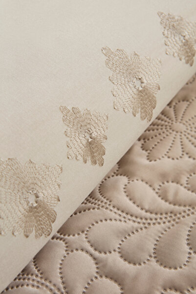 Karaca Home Glory Çift kişilik%100 Pamuk 7 Parça Düet Set Bej