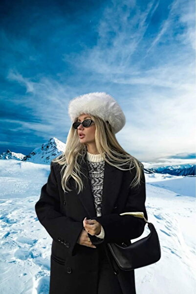 roseberry White Mongolian Feather Heart Winter Cool Women's Hat - R1050