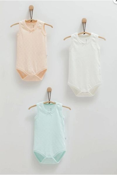 Caramell Baby Girl Salmon Color 3-Piece Strap Body Set Soft and Comfortable Cotton Baby Body