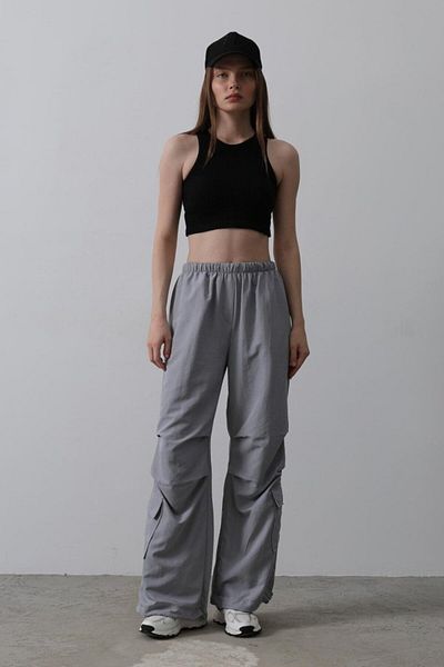leyla sanat sanata yeni bir bakış açısı Leyla Sanat a New Perspective on Art Parachute Cargo Pants - Anthracite