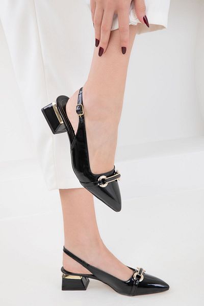 SOHO Klassische Damenschuhe mit Absatz aus schwarzem Lackleder 20423
