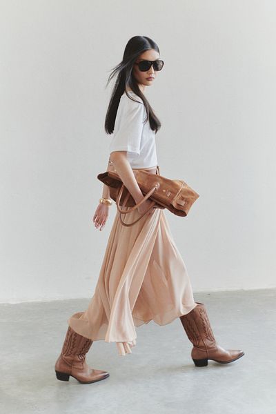 Trendyol Collection Gewebter Rock aus Nerz-Chiffon mit Volants in limitierter Auflage TWOSS25ET00106