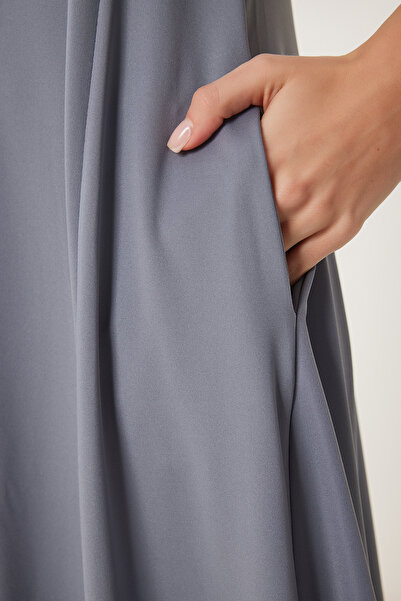 Happiness İstanbul Kadın Füme Cepli Yazlık Kloş Midi Elbise UB00329