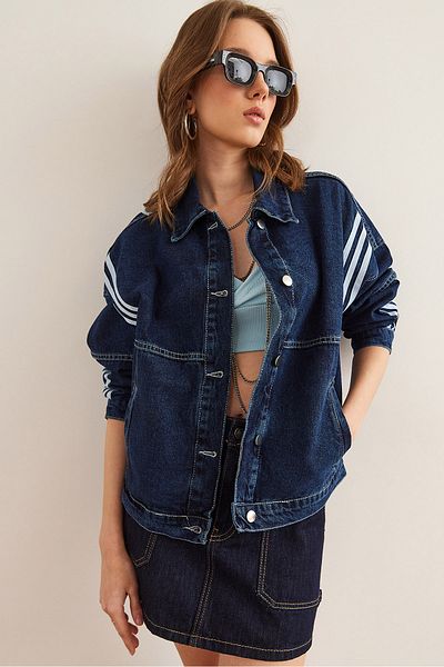 Olalook Women's Navy Blue 3 Stripe Detailed Pocket Denim Jacket Ckt- 19000421