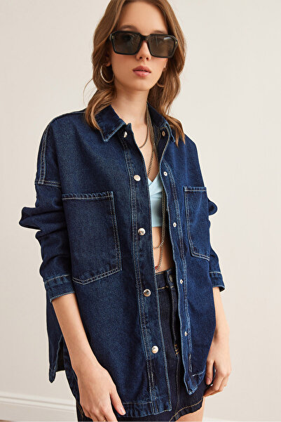 Olalook Жіноча темно-синя джинсова куртка Сорочка з подвійною кишенею оверсайз CKT19000436