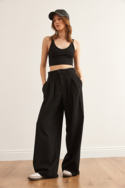 Olalook Women's Black Pocket Pleated Wide Leg Polyviscon Trousers Pnt- 19000321