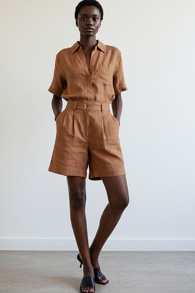 Trendyol Collection Braune Shorts mit weitem Bein und hoher Taille in Leinenoptik, Shorts und Bermudas TWOSS25SR00029