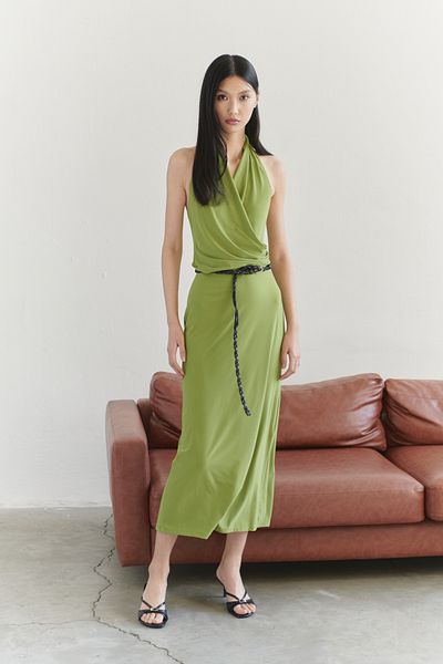 Trendyol Collection Πράσινο μίντι πλεκτό φόρεμα με διπλό στήθος V λαιμόκοψη - λεπτομέρεια δεσίματος, ελαστικό TWOSS25EL00479