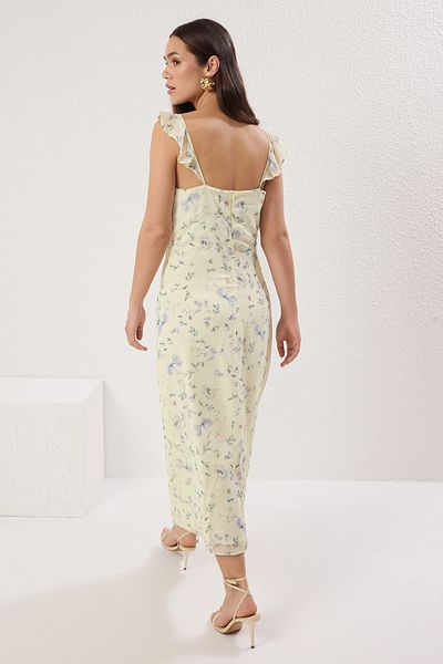 Trendyol Collection Gelbes, geblümtes, gewelltes Midi-Webkleid in A-Linie TWOSS25EL00568