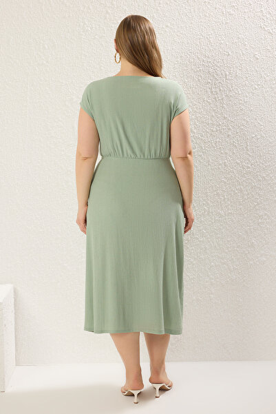 Trendyol Curve Detail příslušenství Mint Maxi Délka Pletené šaty velké velikosti TBBSS25AH00197