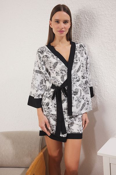 Trendyol Collection Black and White Floral Double Breasted Shally Shorts Woven Pajamas Set Thmss25Pt00190