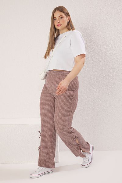Trendyol Curve Tile-Hose mit weitem Bein und hoher Taille, Schleife, detailliert, große Größe TBBSS25AR00045