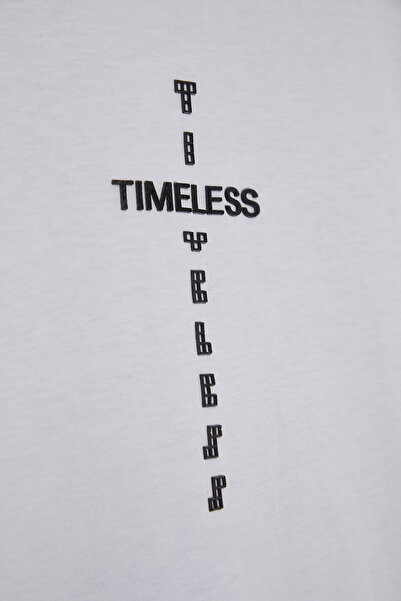 Trendyol Collection White Oversized /Wide Cut Lettering Printed 100% Cotton T-Shirt Tmnss20Ts1097