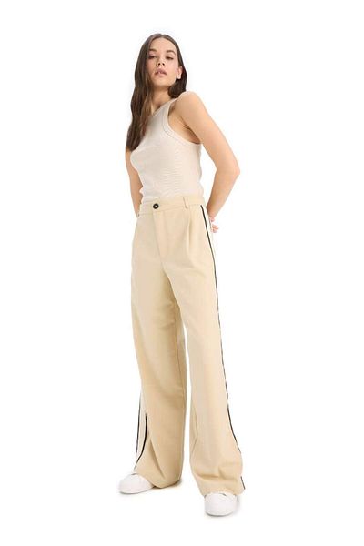 DeFacto Wide Leg Fabric Palazzo Trousers Zippered Regular Waist Standard Length Wide Loose Leg E7275Ax25Sp