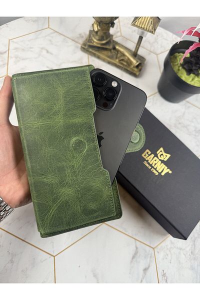 Garniy Green Wallet with Phone Compartment and Handle, Large Compartment