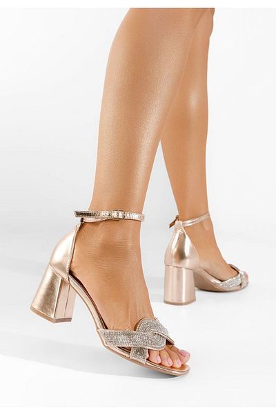 B T Shoes Sandale de ocazie Sanita champagne
