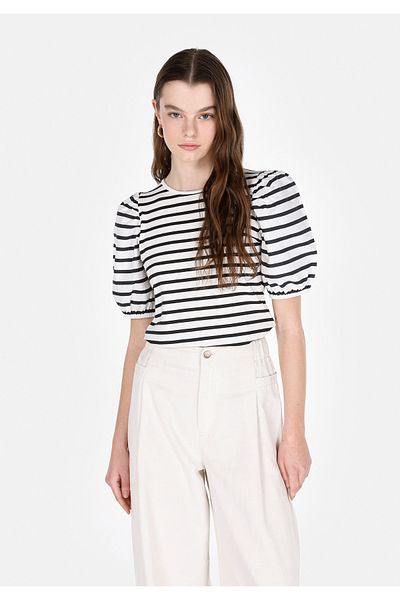 Colin's Slim Fit Women's White Short Sleeve T-Shirt