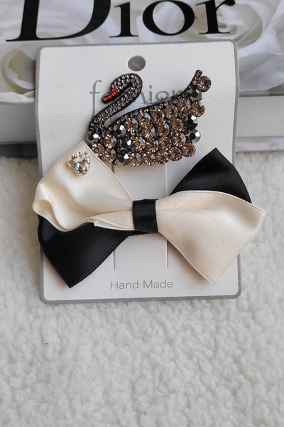 LO ADORO 2Pcs Women's Special Barrette Swan Barrette Wedding Engagement Party Barrette Hair Accessory with Stone New Fashion