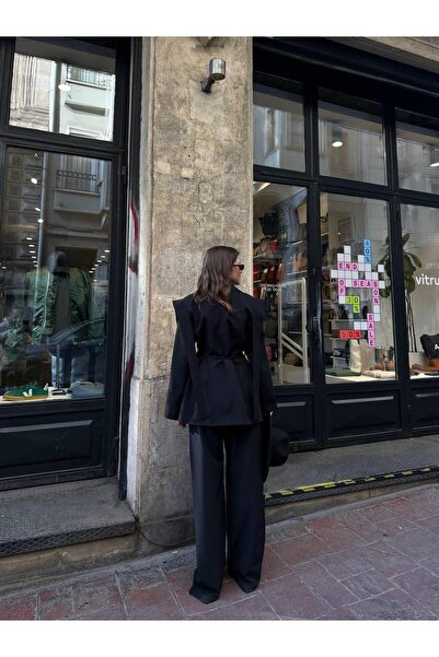 AYKA WEAR Oversized Blazer Jacket Pants Set with Shoulder Belt