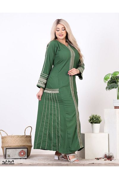 Genrics Comfortable and flowing, embroidered cotton reception jalabiya on the chest and back