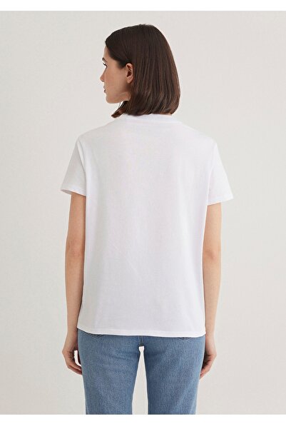 Mavi γυναικείο μπλουζάκι με τρίγωνο εμπριμέ ιστανβολ λευκό