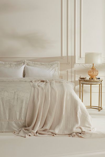 Karaca Home Sophia 8-Piece White Dowry Set - Bride Coll