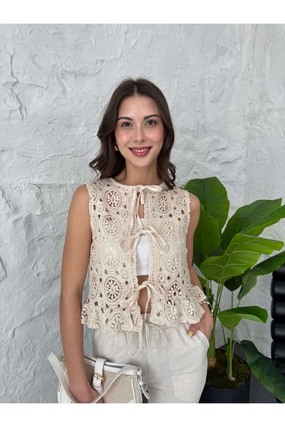 Elif Özbey Butik Cream Front Tie Lace Vest
