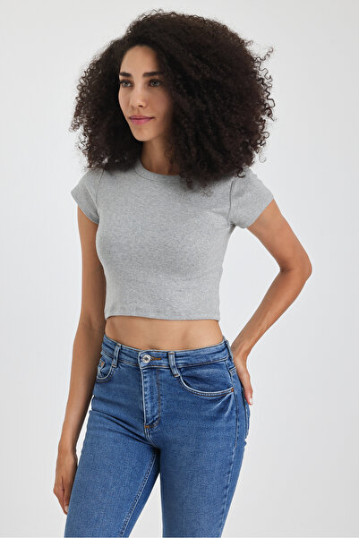 ZACHARIUZ Gray Short Sleeve Crop 0004