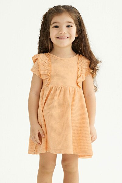 zepkids Κοριτσίστικο φόρεμα με βολάν με λαιμόκοψη με μαζεμένη μέση μουστάρδα