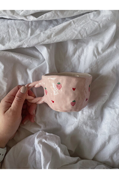 sukupotCeramics Çilekli Kalpli El Yapımı Kupa