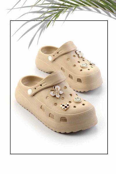 Bambi Women's Beige Slippers - K 04445042859
