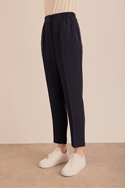 Aker Beli Lastikli Detaylı Dokuma Havuç Pantolon