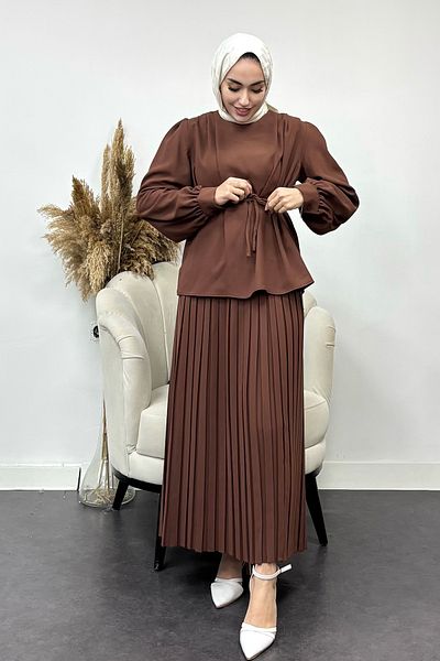Tesettür Diyarı Crepe Fabric Waisted Lacing Detailed Pleated Skirt Suit-Brown