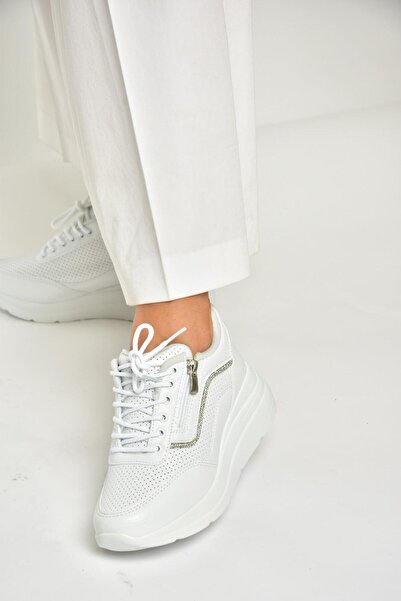 Fox Shoes U702020709 Bílé sportovní boty s tlustou podrážkou