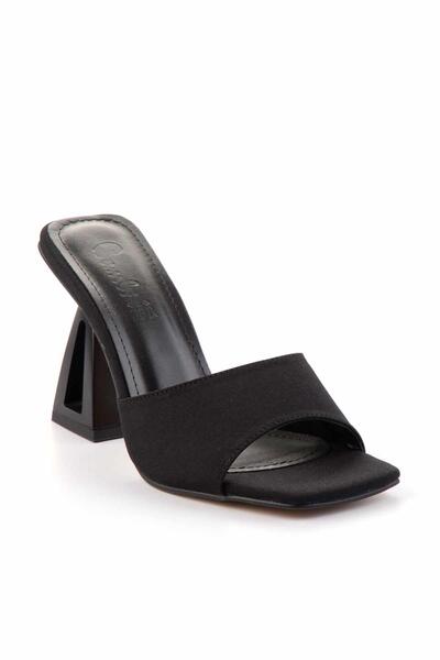 Bambi Mat Siyah Kadın Terlik K04997501538