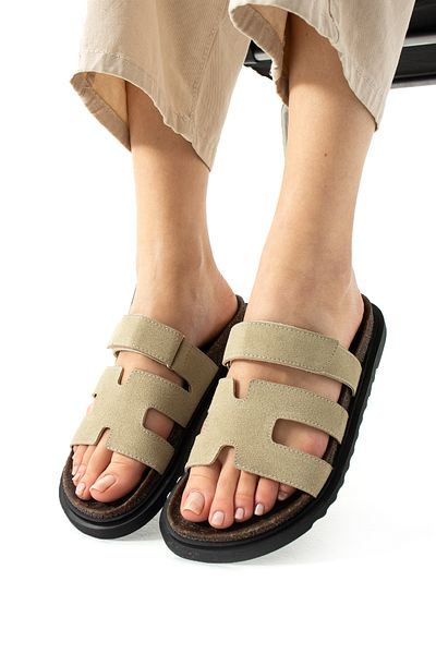 Neva'nın Butiği Γυναικείες παντόφλες Merry Velcro Άνετη Σόλα Suede
