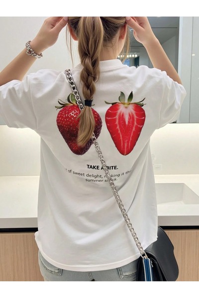 OVER HEAD Tricou oversize cu imprimeu Take A Bite alb pentru femei