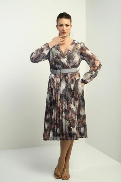 By Saygı Дамска плисирана миди рокля от шифон с двойни закопчавания и колан, подплата и флорални мотиви