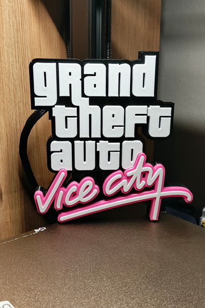 The Pieta Gta Vice City - Grand Theft Auto Logo Sembol Figür | Retro Stil Pre...