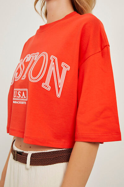 Arma Life Women's Short Sleeve Summer Basic Red Crop T-Shirt