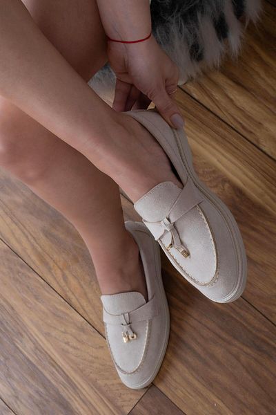 sovrana Babet Beige Suede - Tasseled Details