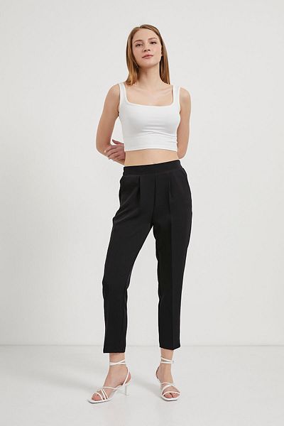 Arma Life Women's Skinny Leg Side Pocket Classic Black Fabric Trousers