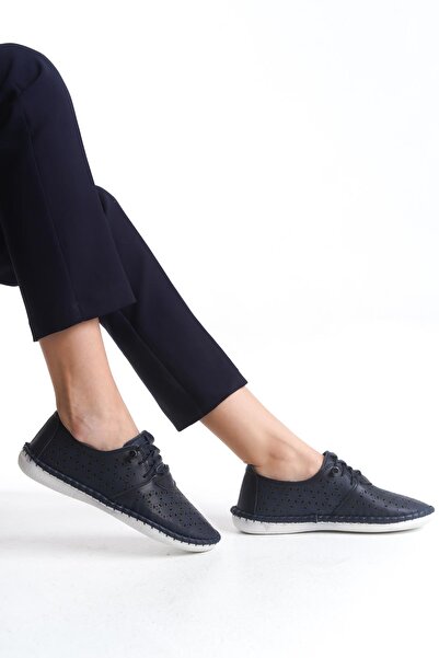 CZ London Kadın Hakiki Deri Mevsimlik Ayakkabı Bağcık Detaylı Tam Kalıp Çiçek Deseni Baskılı Comfort Ayakkabı