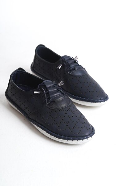 CZ London Kadın Hakiki Deri Mevsimlik Ayakkabı Bağcık Detaylı Tam Kalıp Çiçek Deseni Baskılı Comfort Ayakkabı