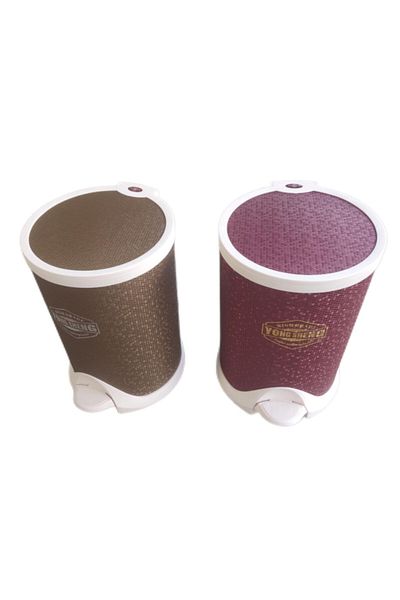 SAFA Pedal bin in distinctive colors. Capacity: 12.0 liters.